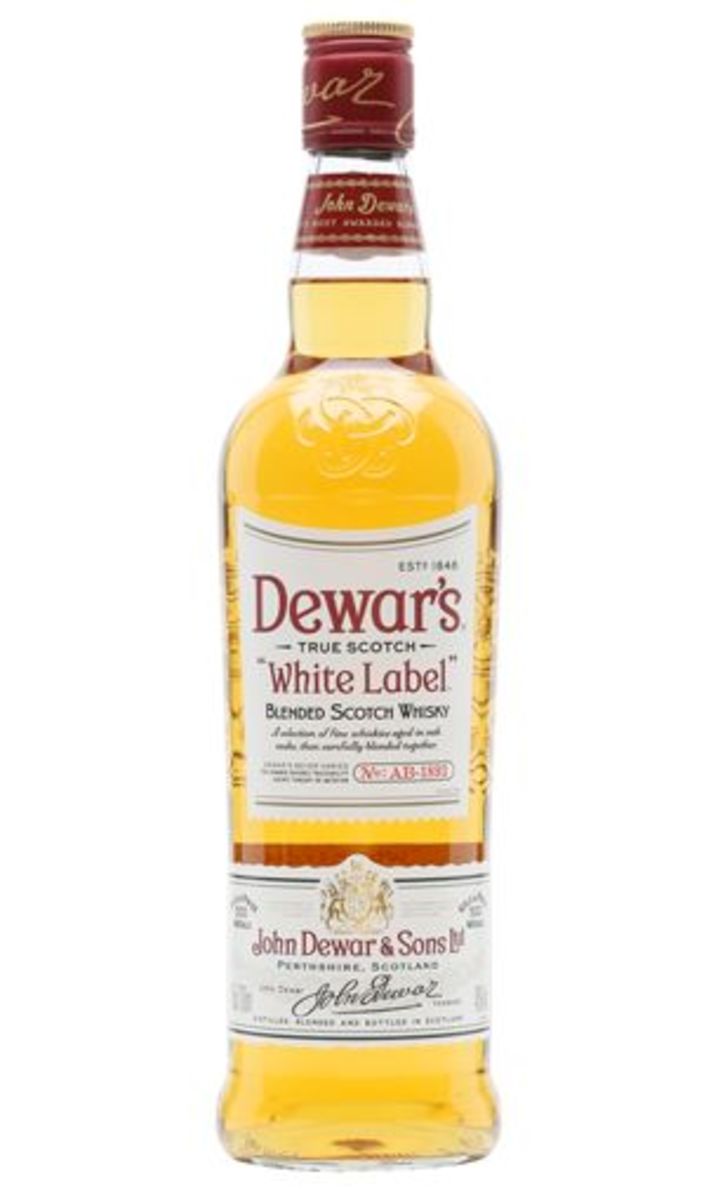 Whisky escocés blended Dewar’s White Label botella 70 cl - Imagen 2